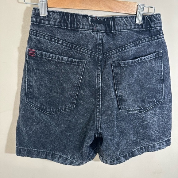 Urban Outfitters BDG ⋆ Black High Waisted Mom Shorts baggy size small - Picture 2 of 5